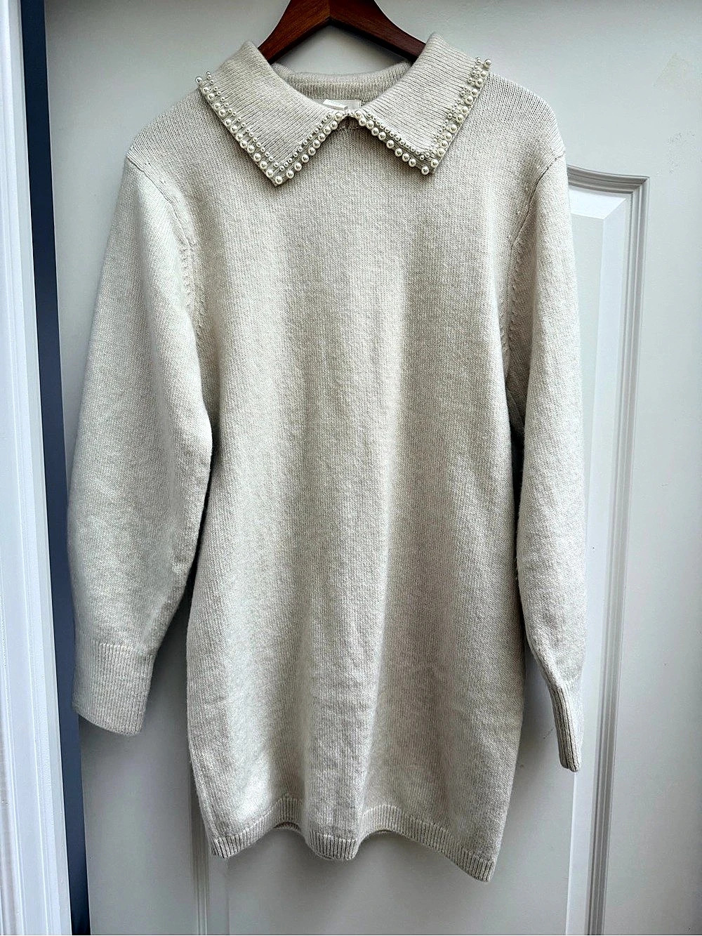 H&M Pearl Collar Knit Sweater Dress Cream Women’s Size Medium BRAND NEW
